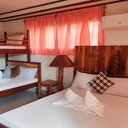 Summer Homes Beach Resort And Cottages Palawan Barton Ngoại thất bức ảnh